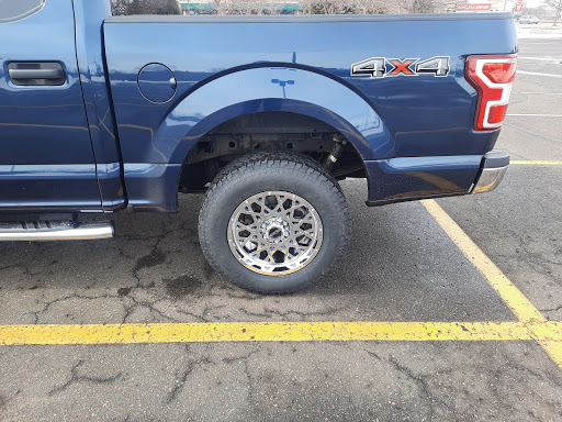 Tire Shop «Discount Tire Store - Stillwater, MN», reviews and photos, 13341 60th St N, Stillwater, MN 55082, USA