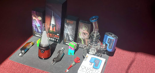 Vaporizer Store «High Life Smoke Shop», reviews and photos, 222 W Broad St, Statesville, NC 28677, USA