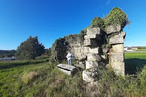 Ruinas Românicas do Convento do Salvador de Banho image
