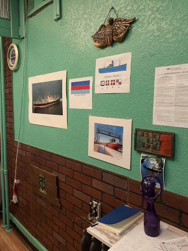 Barber Shop «INDUSTRIAL ARTS Diamond Horseshoe Barber Shop», reviews and photos, 2903 27th Ave S, Minneapolis, MN 55406, USA