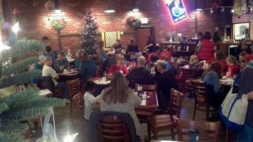 Shopping Mall «Sunset Shopping Center», reviews and photos, 5270 SW Philomath Blvd, Corvallis, OR 97333, USA