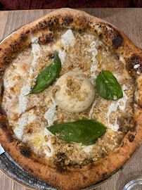Pizza du Restaurant italien 𝐂𝐀𝐑𝐈𝐒𝐌𝐀 • 𝐏𝐢𝐳𝐳𝐞𝐫𝐢𝐚 & 𝐂𝐮𝐜𝐢𝐧𝐚 𝐈𝐭𝐚𝐥𝐢𝐚𝐧𝐚 • à Les Pavillons-sous-Bois - n°10