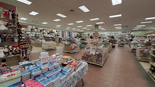 Home Goods Store «Christmas Tree Shops», reviews and photos, 340 Patriot Pl, Foxborough, MA 02035, USA