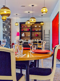 Atmosphère du Restaurant L'Assiette Rouge à Annecy - n°1