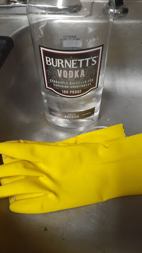 Liquor Store «Mecklenburg County ABC Store #04», reviews and photos, 125 Cherry St, Charlotte, NC 28202, USA