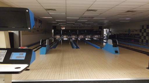 Bowling Alley «Lucky 6 Lanes», reviews and photos, 2192 US-6, Marengo, IA 52301, USA