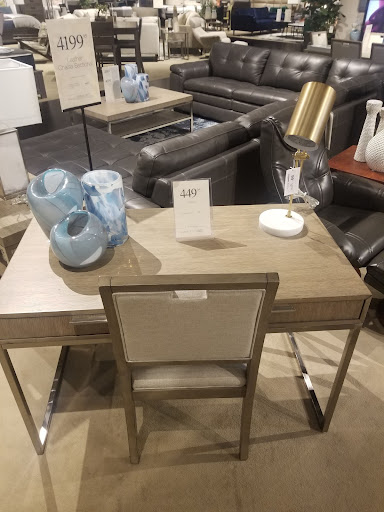 Furniture Store «City Furniture Pembroke Pines», reviews and photos, 11249 Pines Blvd, Pembroke Pines, FL 33026, USA