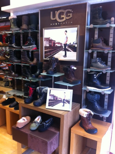 Shoe Store «Shoe Village», reviews and photos, 45-22 162nd St, Flushing, NY 11358, USA