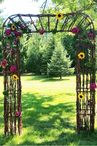 Florist «Alfa Flower Shop», reviews and photos, 7001 W North Ave, Wauwatosa, WI 53213, USA