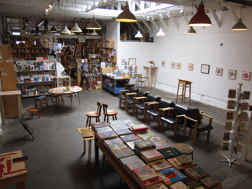Book Store «Alley Cat Bookstore and Gallery», reviews and photos, 3036 24th St, San Francisco, CA 94110, USA