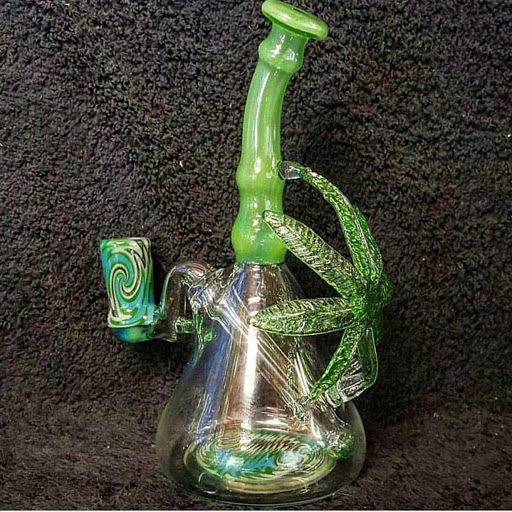 Tobacco Shop «Marleys House Clearwater Vape & Smoke Shop», reviews and photos, 28880 US-19, Clearwater, FL 33761, USA