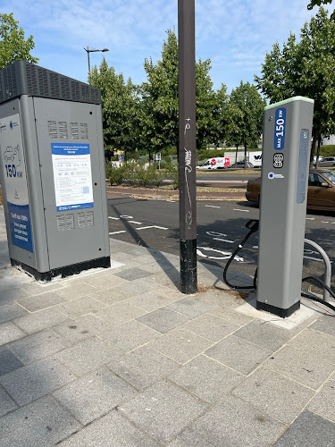 Borne de recharge de véhicules électriques Métropolis Station de recharge Antony