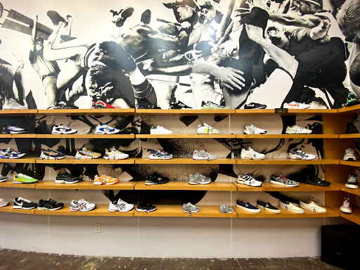 Shoe Store «Undefeated Santa Monica», reviews and photos, 2654 Main St # B, Santa Monica, CA 90405, USA