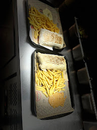 Photo n°9 de Familly Food à Villeneuve-la-Guyard ()