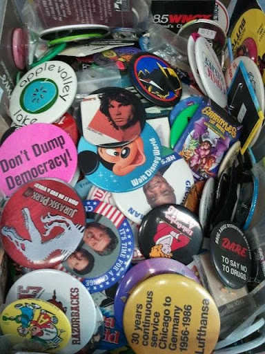 Vintage Clothing Store «STAR POP Vintage + Modern», reviews and photos, 15813 Waterloo Rd, Cleveland, OH 44110, USA