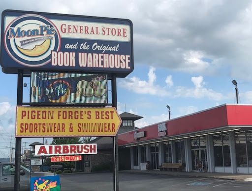 General Store «Moon Pie General Store and Original Book Warehouse», reviews and photos, 3127 Parkway, Pigeon Forge, TN 37863, USA