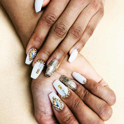 Day Spa «Thunderbird Nail Salon», reviews and photos, 4920 W Thunderbird Rd, Glendale, AZ 85306, USA