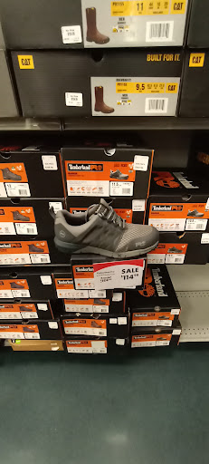 Shoe Store «Shoe Carnival», reviews and photos, 1500 Greentree Blvd, Clarksville, IN 47129, USA