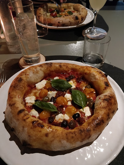 Me Pizzeria&CocktailRoom - Via dei Baluardi, 15, 44121 Ferrara FE, Italy