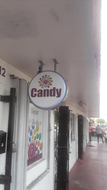 Elegant Decor Candy Station