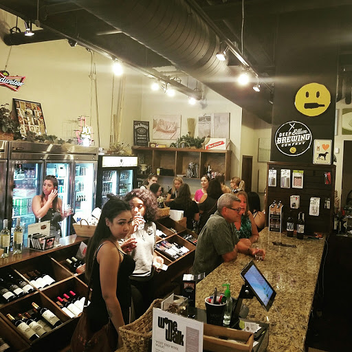 Liquor Store «1001 Wine & Spirits», reviews and photos, 1001 Ross Ave Suite 100, Dallas, TX 75202, USA