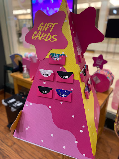 Cosmetics Store «Lush Cosmetics», reviews and photos, 7101 Democracy Blvd, Bethesda, MD 20817, USA