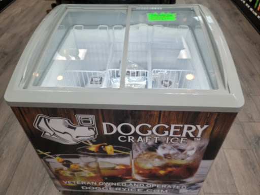 Liquor Store «Star Liquor @ Big Bend Road», reviews and photos, 13192 US-301, Riverview, FL 33578, USA