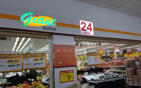 Giant Supermarket image