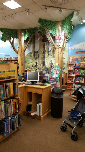 Book Store «Barnes & Noble», reviews and photos, 7700 NE 4th Plain Blvd Vancouver Plaza, Vancouver, WA 98662, USA