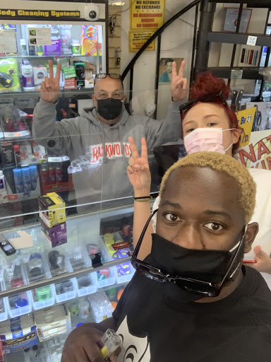 Tobacco Shop «Broadway Smoke Shop and Accessories», reviews and photos, 624 S Broadway, Los Angeles, CA 90014, USA