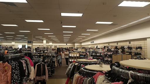 Department Store «Nordstrom Rack Legacy Village», reviews and photos, 25149 Cedar Rd, Lyndhurst, OH 44124, USA