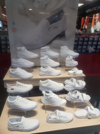 Shoe Store «Rack Room Shoes», reviews and photos, 1001 N Arney Rd #212, Woodburn, OR 97071, USA