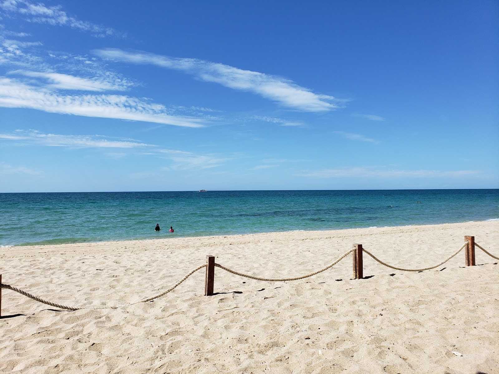 Fotografie cu Playa Hermosa - recomandat pentru călătorii în familie cu copii