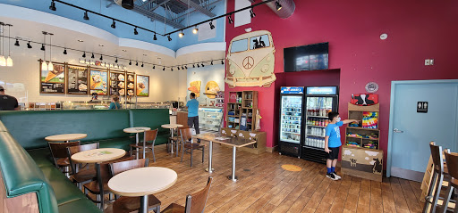 Shopping Mall «The Shoppes at Farmington Valley», reviews and photos, 110 Albany Turnpike, Canton, CT 06019, USA