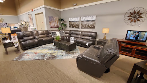 Furniture Store «Ashley HomeStore», reviews and photos, 905 Perimeter Dr, Schaumburg, IL 60173, USA