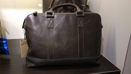 Stores to buy loewe handbags Hannover