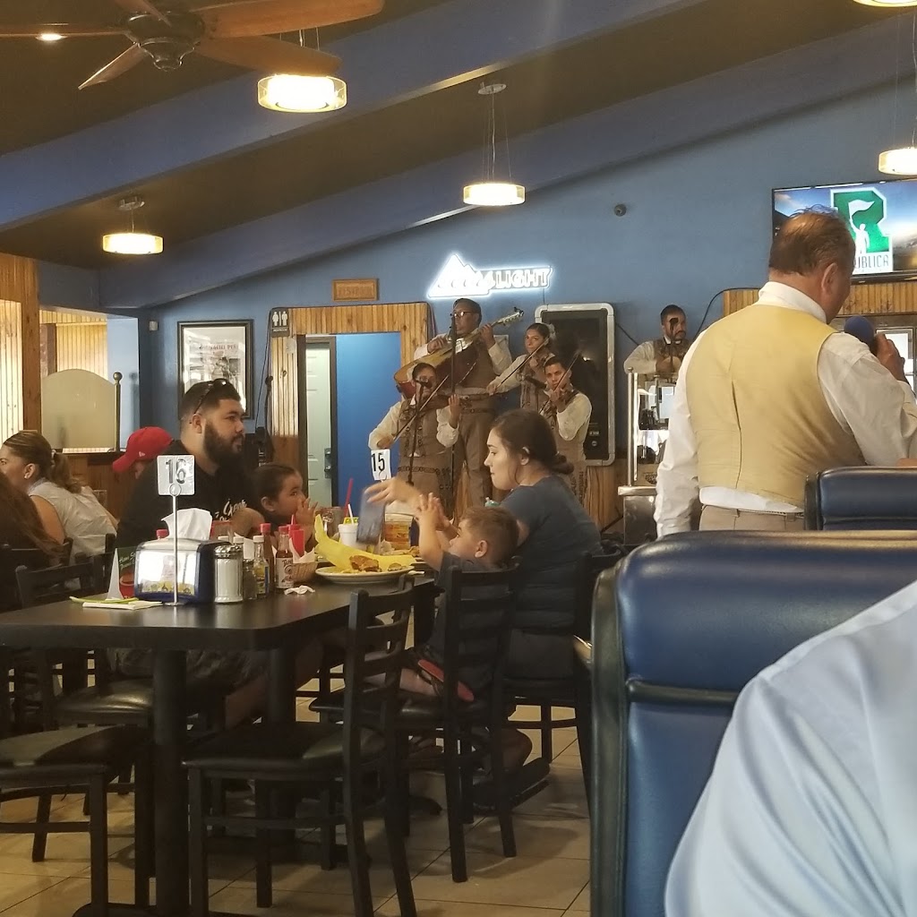 Mar Y Tierra Restaurant 91722