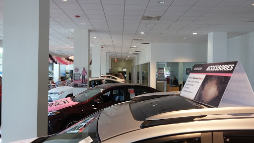 Toyota Dealer «AutoNation Toyota Weston», reviews and photos, 4050 Weston Rd, Davie, FL 33331, USA