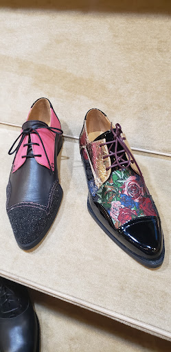 Shoe Store «John Fluevog Shoes», reviews and photos, 1697 Haight St, San Francisco, CA 94117, USA