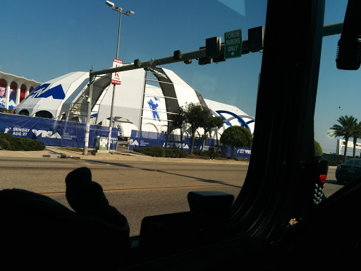 Liquor Store «Forum Liquors», reviews and photos, 801 S Prairie Ave, Inglewood, CA 90301, USA