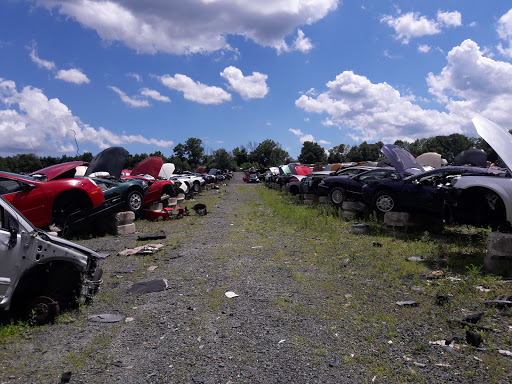 Salvage Yard «EZ Pull & Save Auto Parts», reviews and photos, 2401 Summer Valley Rd, New Ringgold, PA 17960, USA