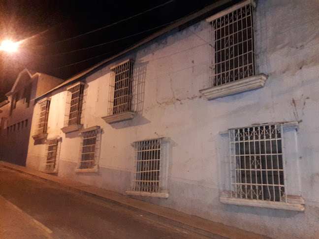 Opiniones de Casa de las 10 ventanas en Moquegua - Tienda de ventanas