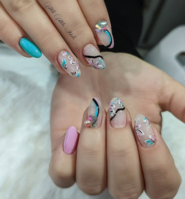 Méli Mélo Nails à Valbonne