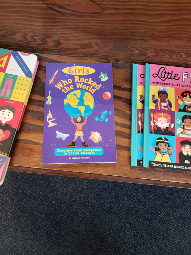 Book Store «Book Revue», reviews and photos, 313 New York Ave, Huntington, NY 11743, USA