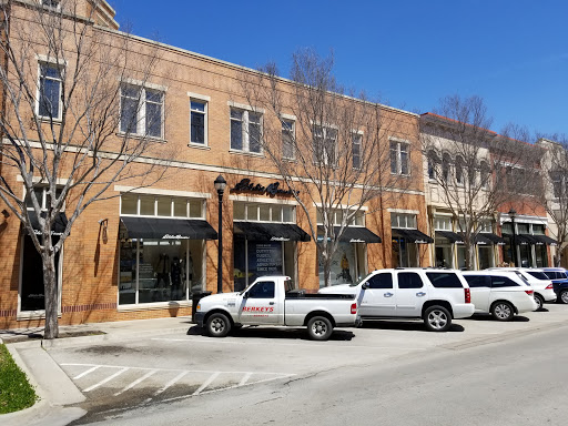 Clothing Store «Eddie Bauer», reviews and photos, 1402 Main Street, Southlake, TX 76092, USA