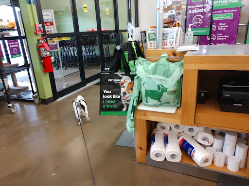 Pet Supply Store «Pet Supplies Plus», reviews and photos, 5629 Stone Rd, Centreville, VA 20120, USA