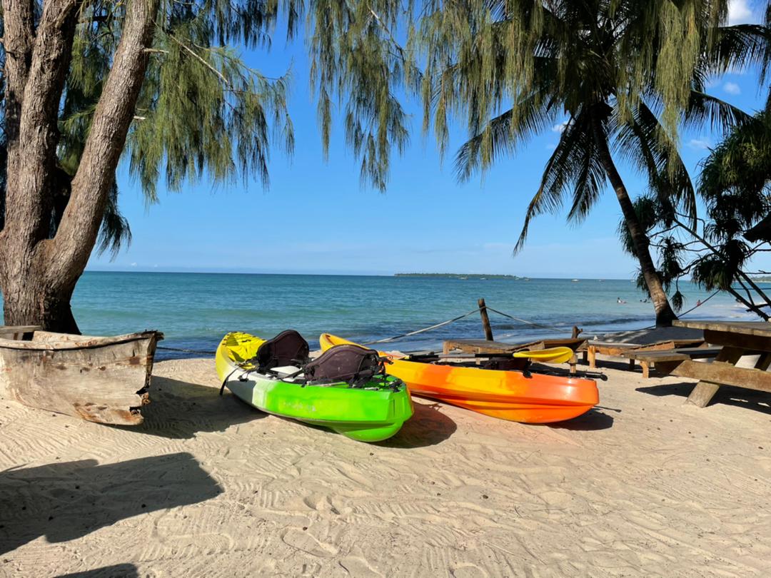 Foto de Bakhresa Beach área de comodidades