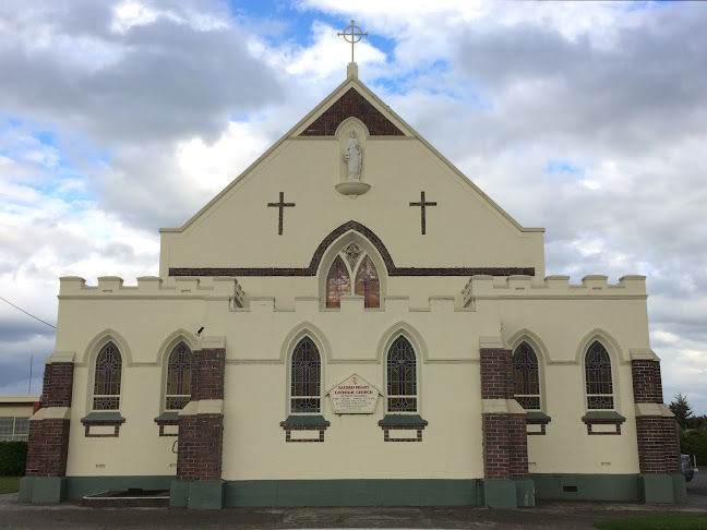 Comments and reviews of Sacred Heart Parish