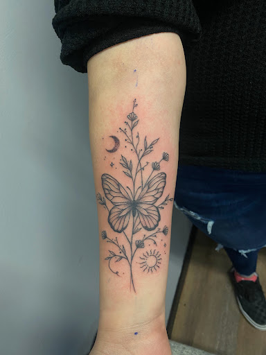 Explore orca whale tattoo ideas, creative tattoo ideas in Idaho Falls, available at Sinner Tattoo Studio