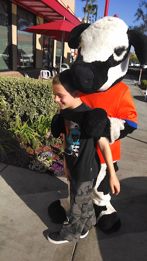 Fast Food Restaurant «Chick-fil-A», reviews and photos, 7681 Carson Blvd, Long Beach, CA 90808, USA